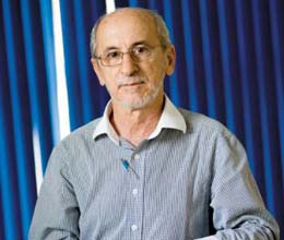 (O PINTO MURCHOU!) Tucano tira candidato de Eugênio Pinto (PT), no município de Itaúna prefeito de itana